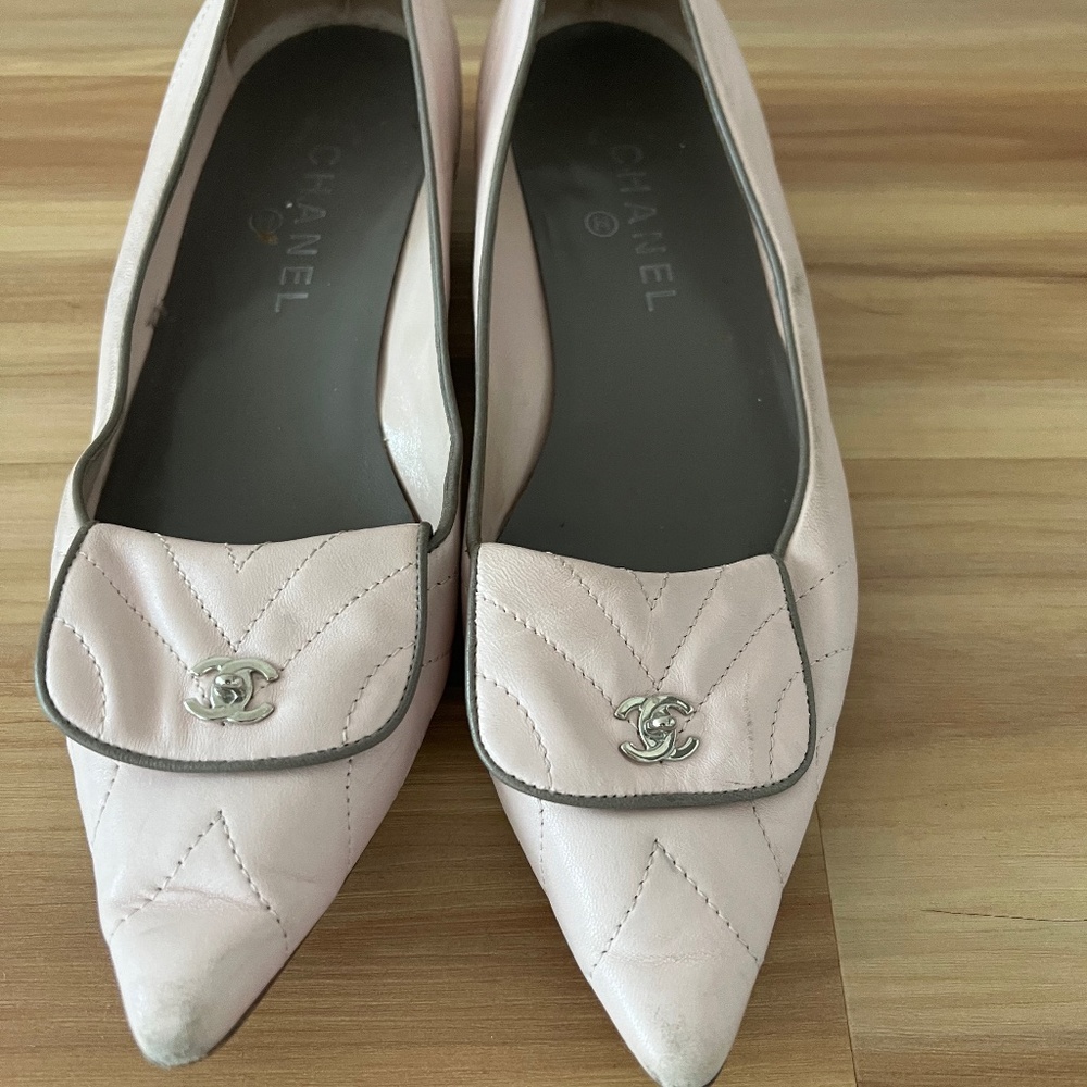 Chanel Pink shoes size 401/2